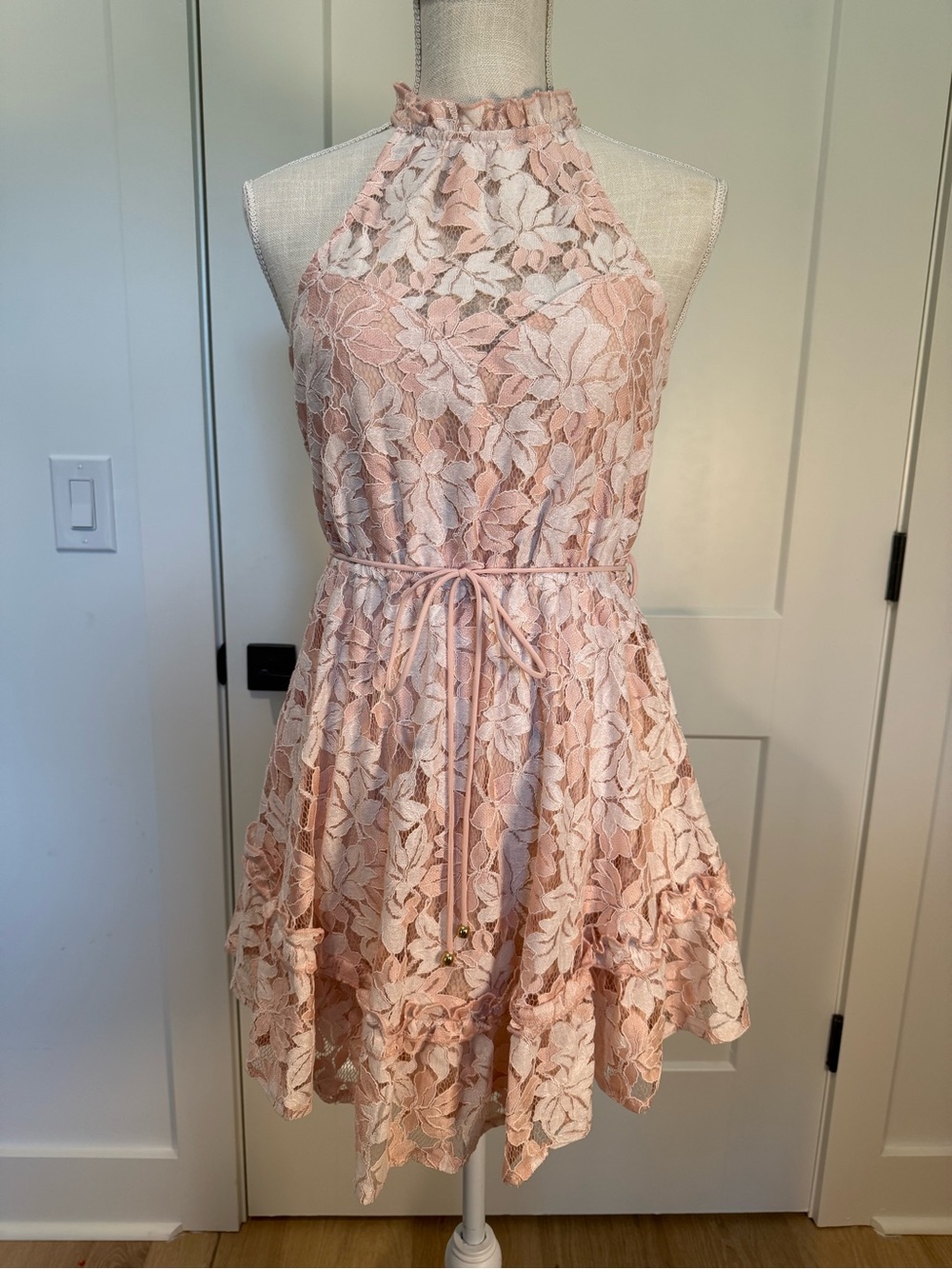 Hello Molly Pink & White Floral Lace Halter Dress NWT Size Small
